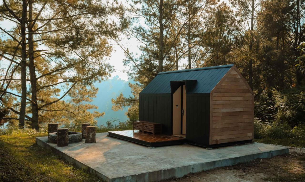 Bobocabin Kaldera, Toba Parmonangan Exterior foto