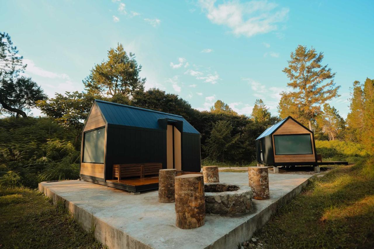 Bobocabin Kaldera, Toba Parmonangan Exterior foto
