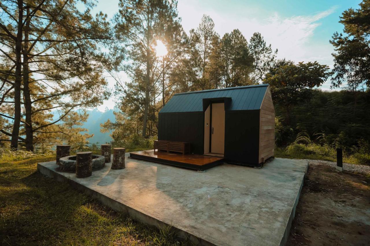Bobocabin Kaldera, Toba Parmonangan Exterior foto